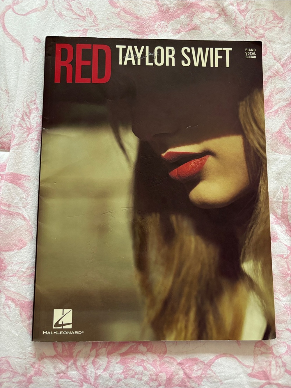 Taylor Swift "Red" Piano/Vocal/Guitar Songbook